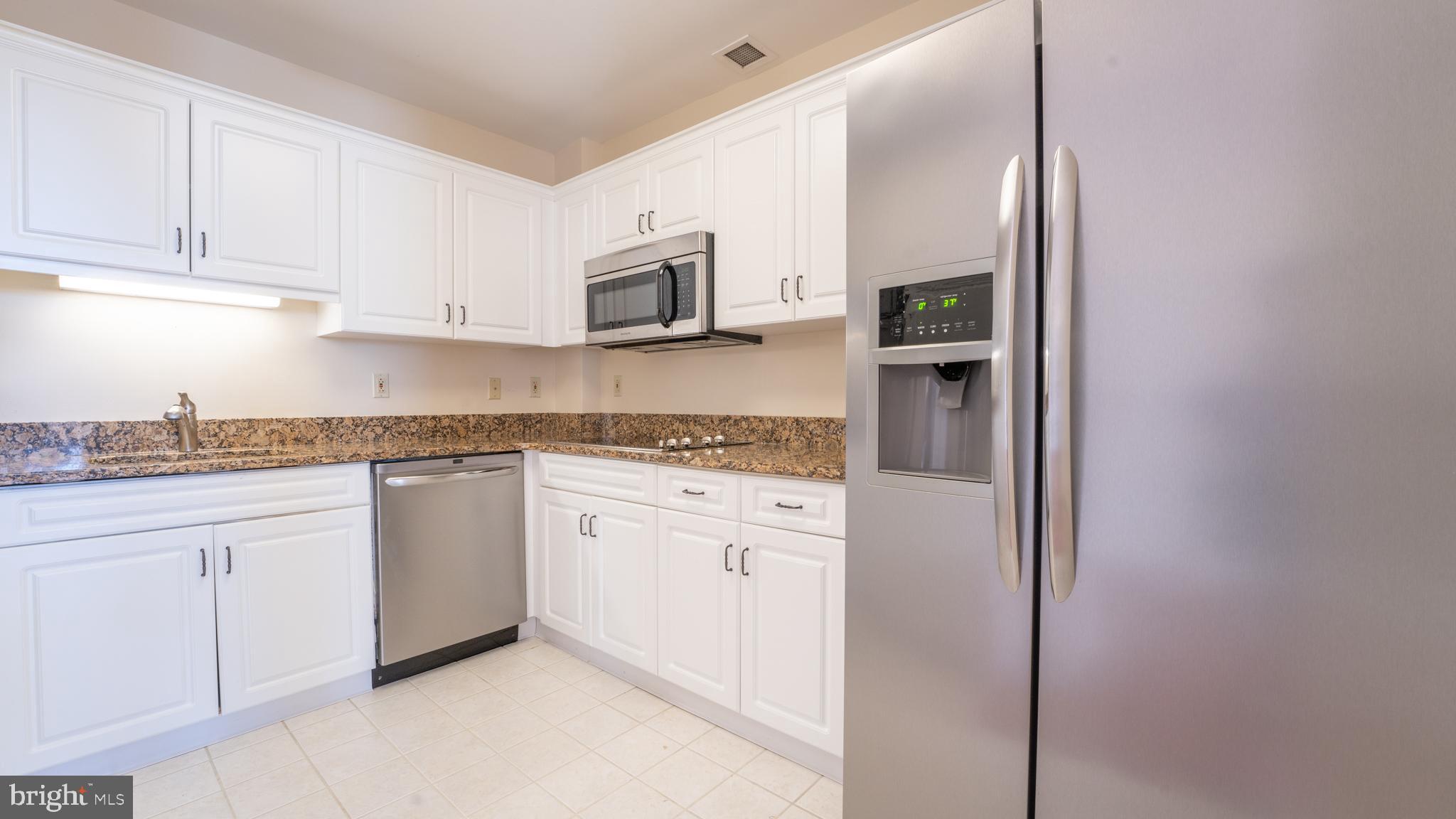 2408 Windrow Drive Princeton, NJ 08540 - Photo 5 of 48