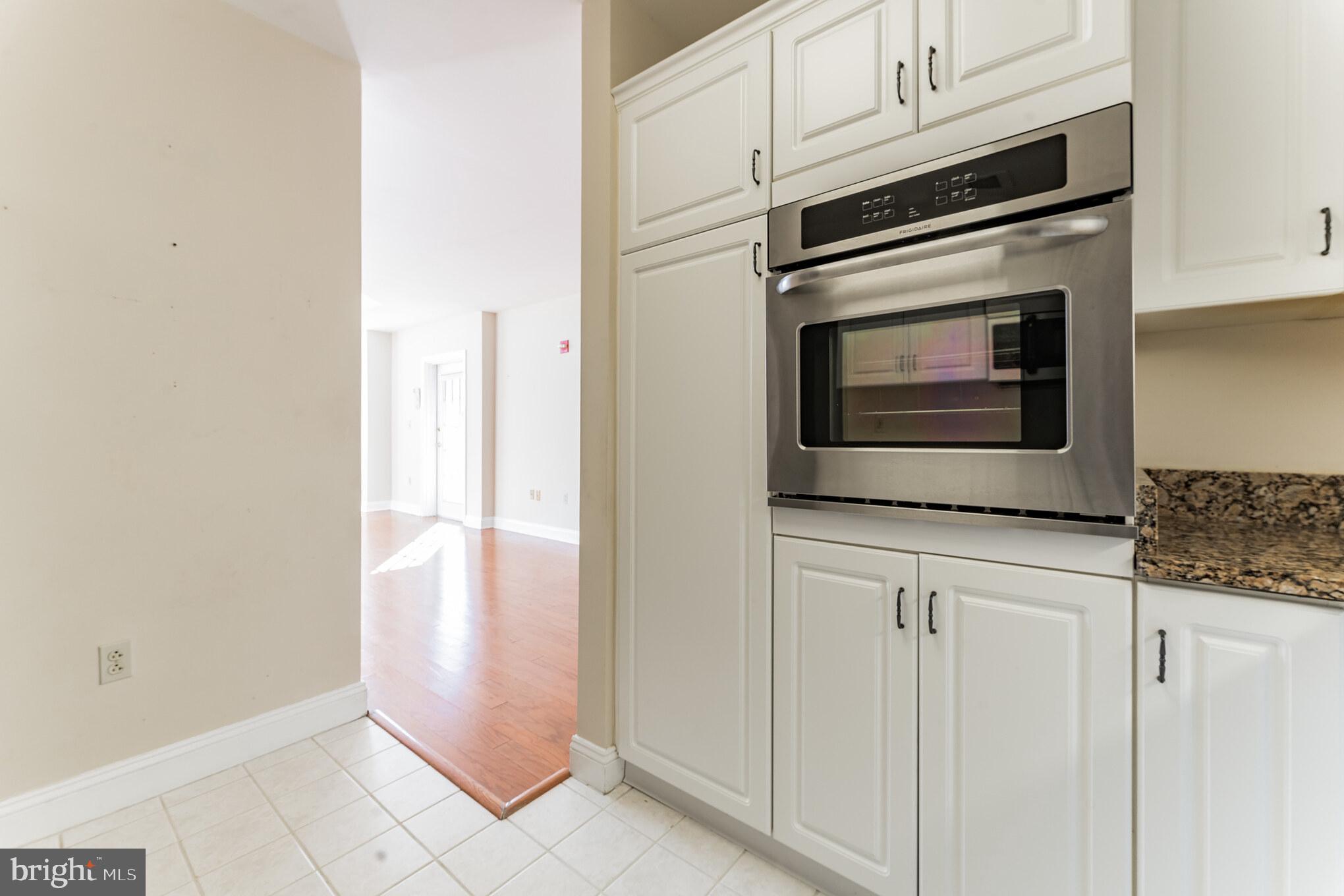 2408 Windrow Drive Princeton, NJ 08540 - Photo 6 of 48