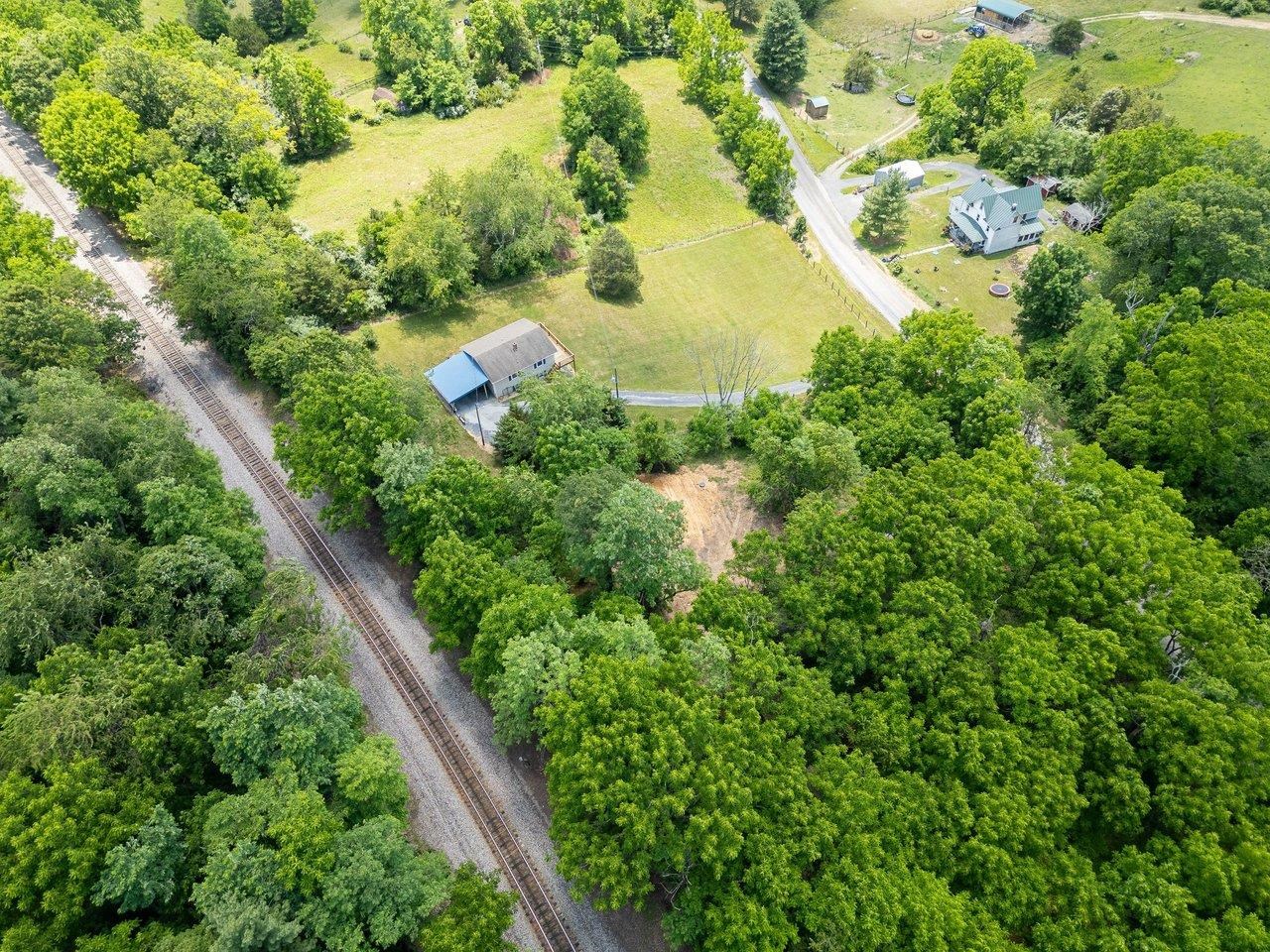 456 Dabneys Road Raphine, VA 24472 - Photo 17 of 24