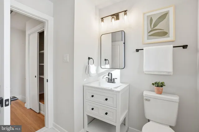 $765,000 | 7113 Falcon Street, Annandale, VA 22003