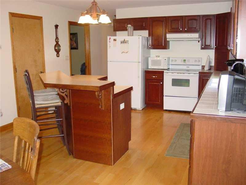 26 Maloney's Ridge Way Cumberland Center, ME 04021 - Photo 13 of 35 Kitchen.