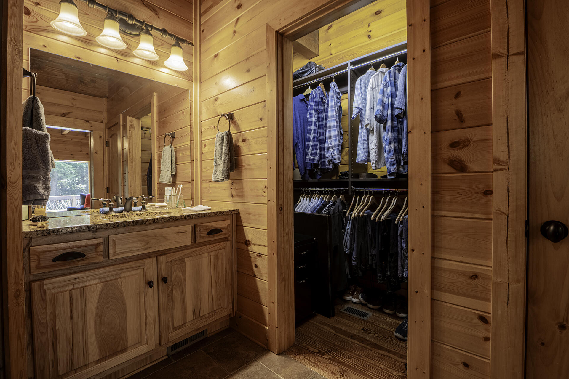 160 Tall Tree Trail Dunlap, TN 37327 - Photo 31 of 72 Master Closet
