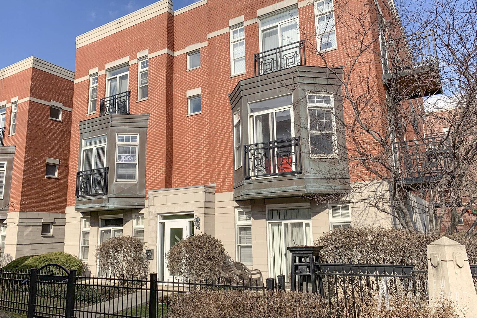 802 West University Lane, Unit 3A Chicago, IL 60608 - Photo 1 of 15