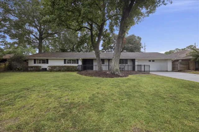 $350,000 | 775 Belvedere Drive, Beaumont, TX 77706