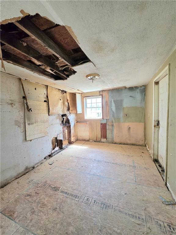 7074 Hammond Way Lithonia, GA 30058 - Photo 6 of 17