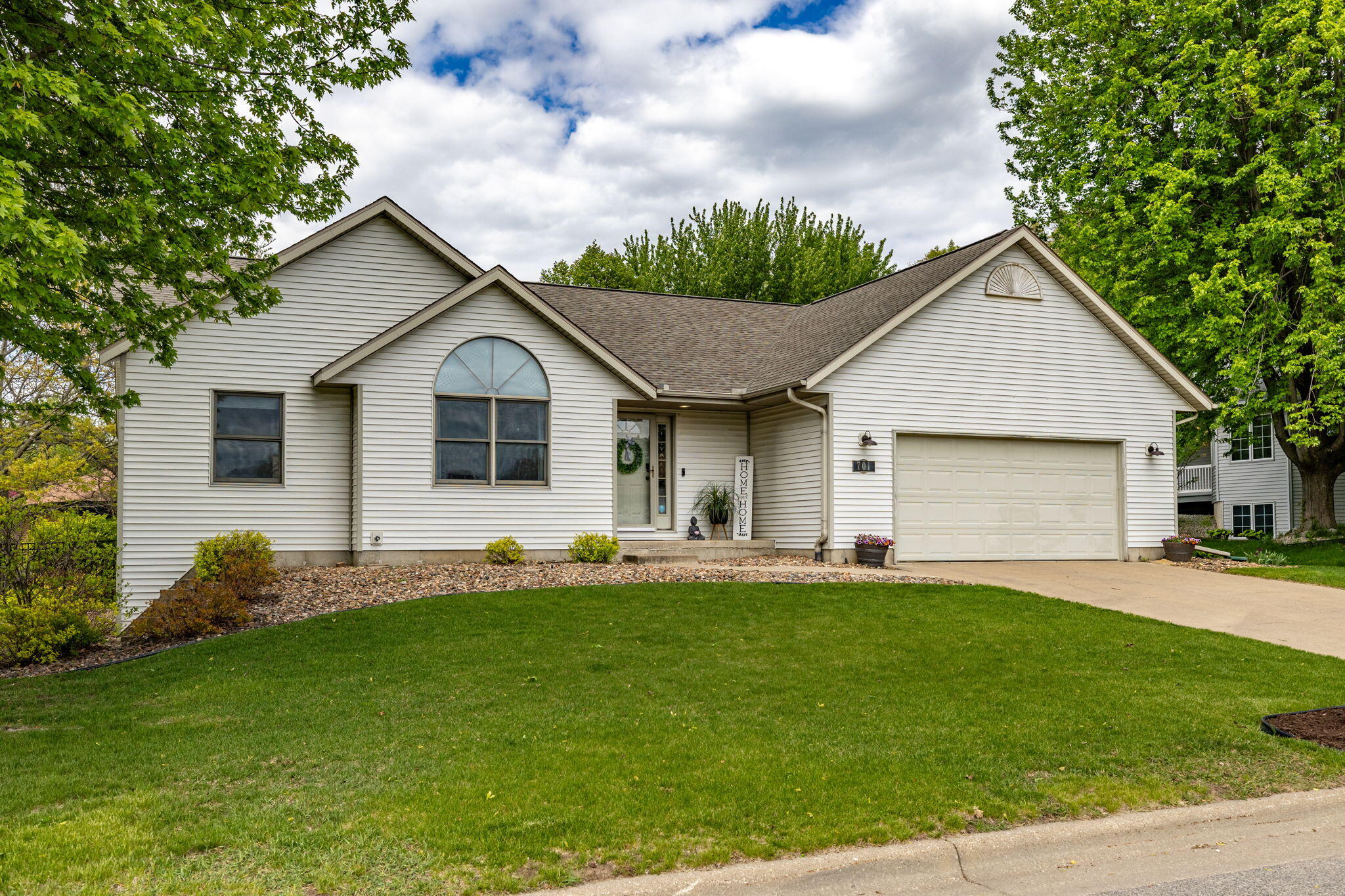 701 Capitol Court Holmen, WI 54636 - Photo 1 of 29 701 Capitol Ct