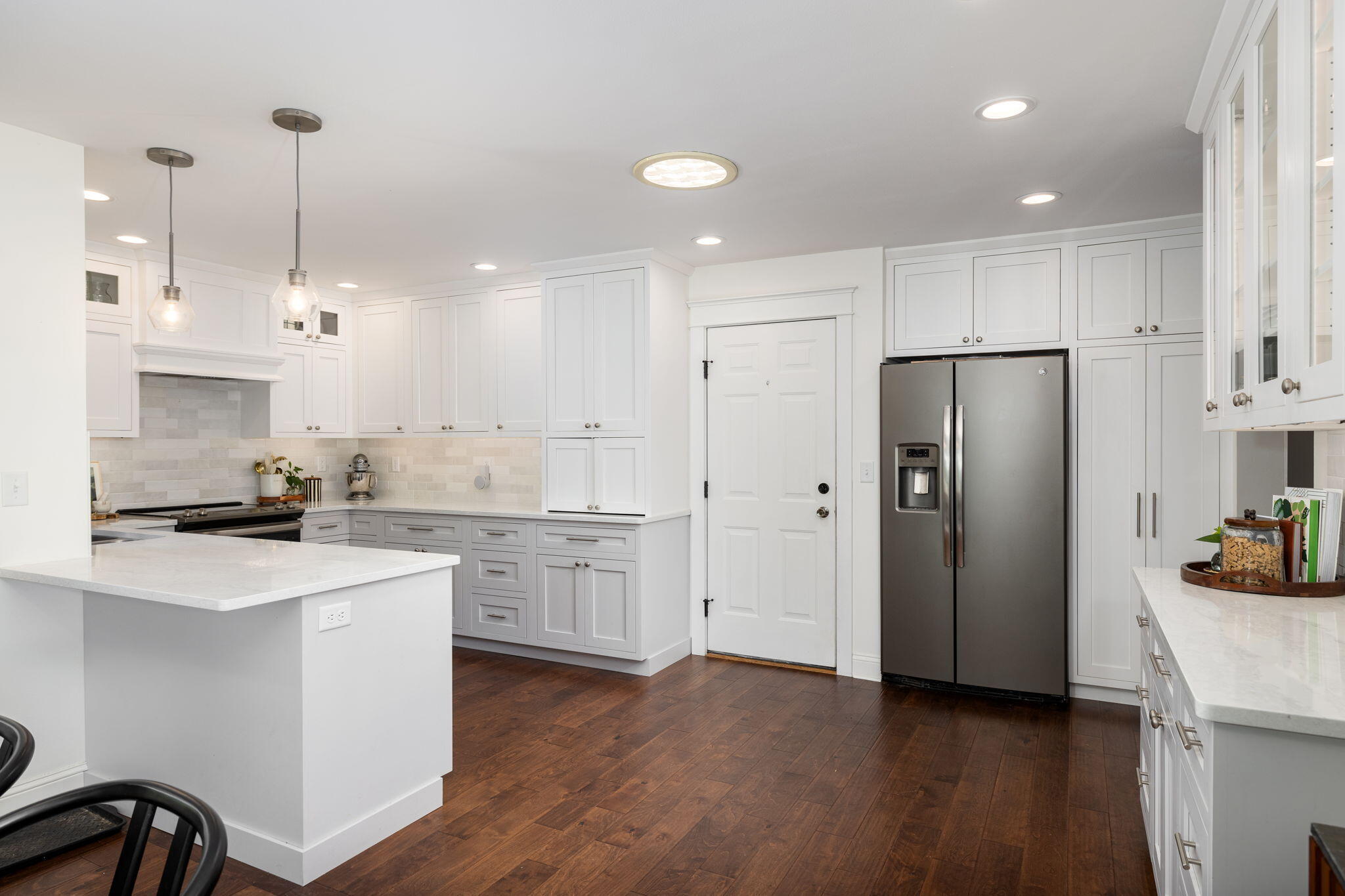 701 Capitol Court Holmen, WI 54636 - Photo 6 of 29 Kitchen