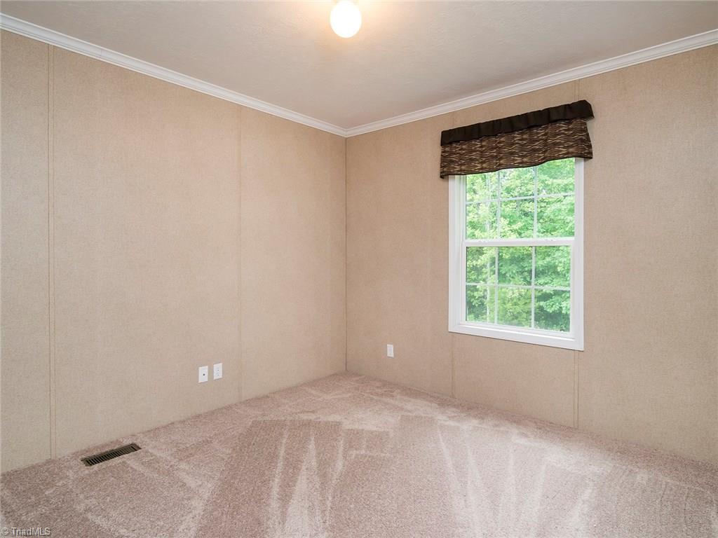 155 Kallam Mill Road Madison, NC 27025 - Photo 14 of 27 Bonus room 1
