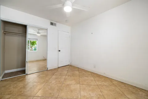 $320,000 | 386 Tava Lane, Palm Desert, CA 92211