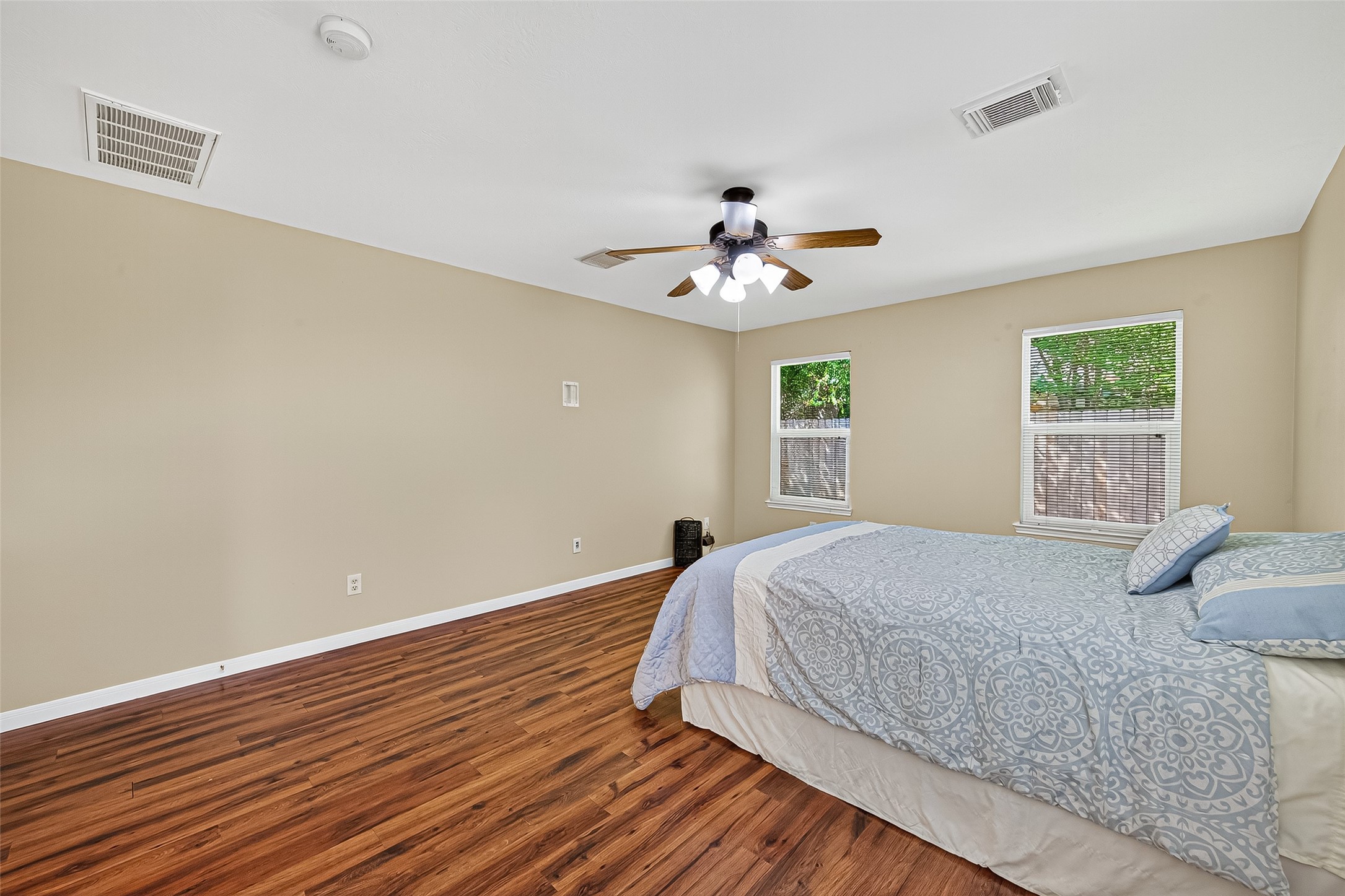 4630 Twisting Road Houston, TX 77084 - Photo 32 of 49 a bedroom with a bed and a window