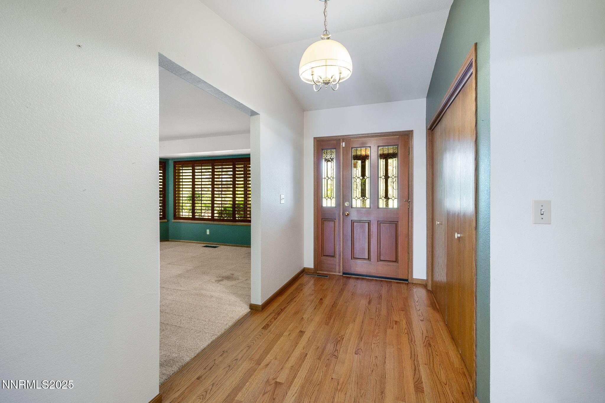7205 Lingfield Drive Reno, NV 89502 - Photo 16 of 44 20-web-or-mls-7205 Lingfield-13