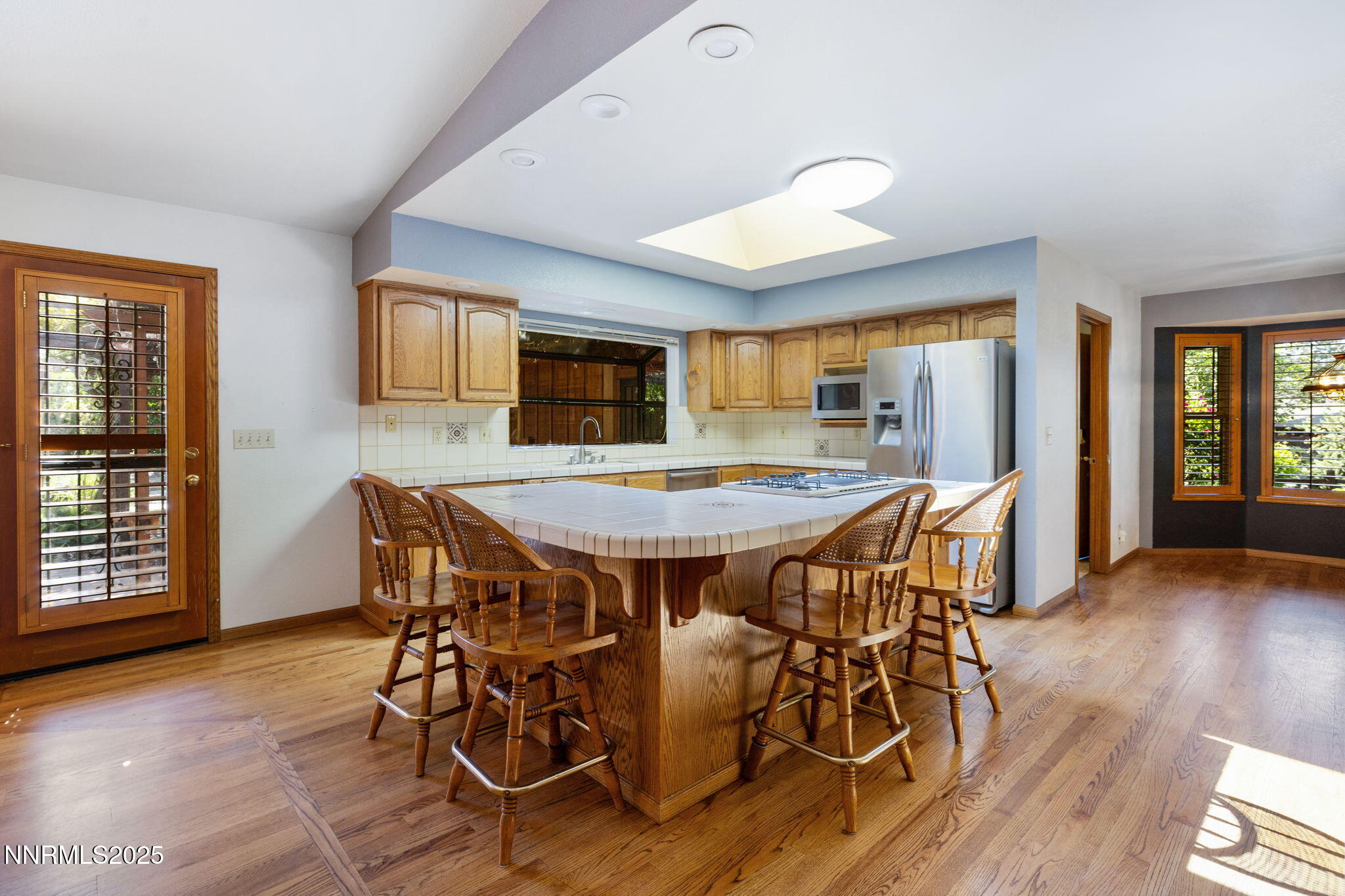7205 Lingfield Drive Reno, NV 89502 - Photo 7 of 44 21-web-or-mls-7205 Lingfield-14