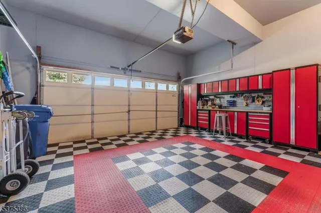 $649,900 | 12 Higgins Court, Flemington, NJ 08822