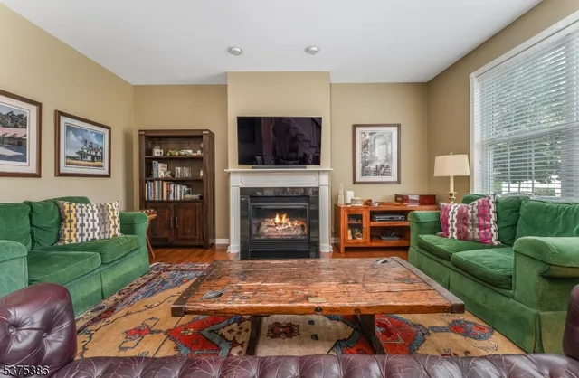 $649,900 | 12 Higgins Court, Flemington, NJ 08822