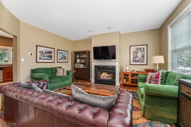 $649,900 | 12 Higgins Court, Flemington, NJ 08822