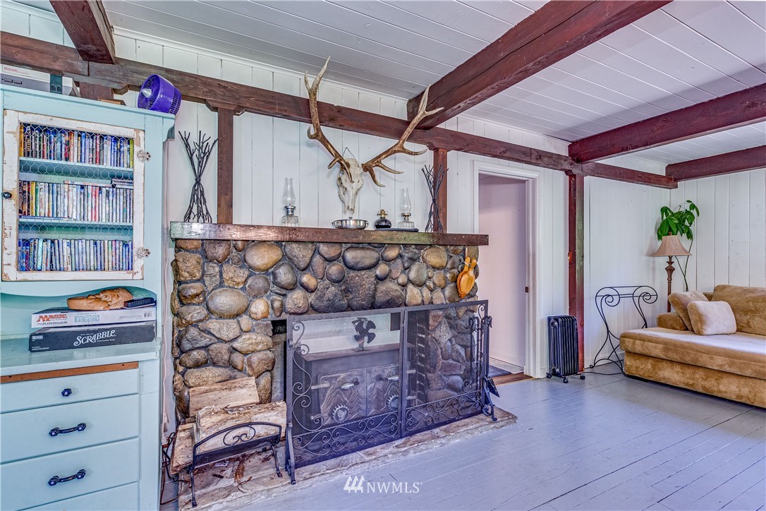 29925 Northeast Big Rock Road Carnation, WA 98014 - Photo 3 of 29 Gallery Image 3