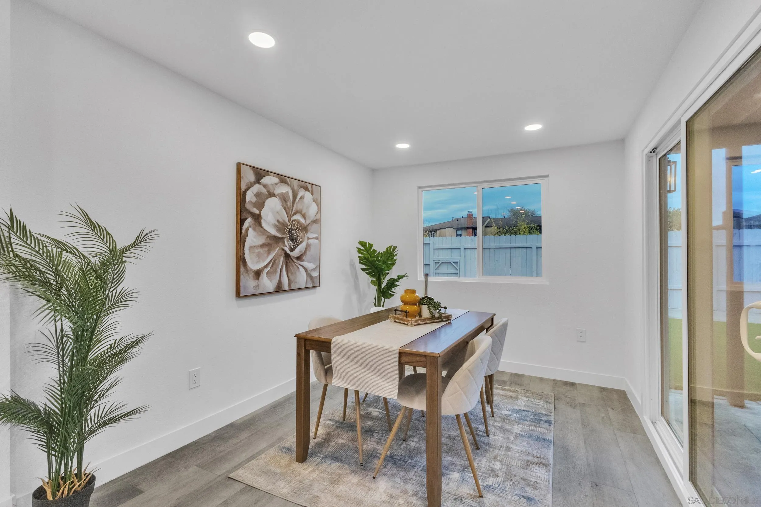 9253 Les Road Santee, CA 92071 - Photo 21 of 35 a workspace with furniture and window