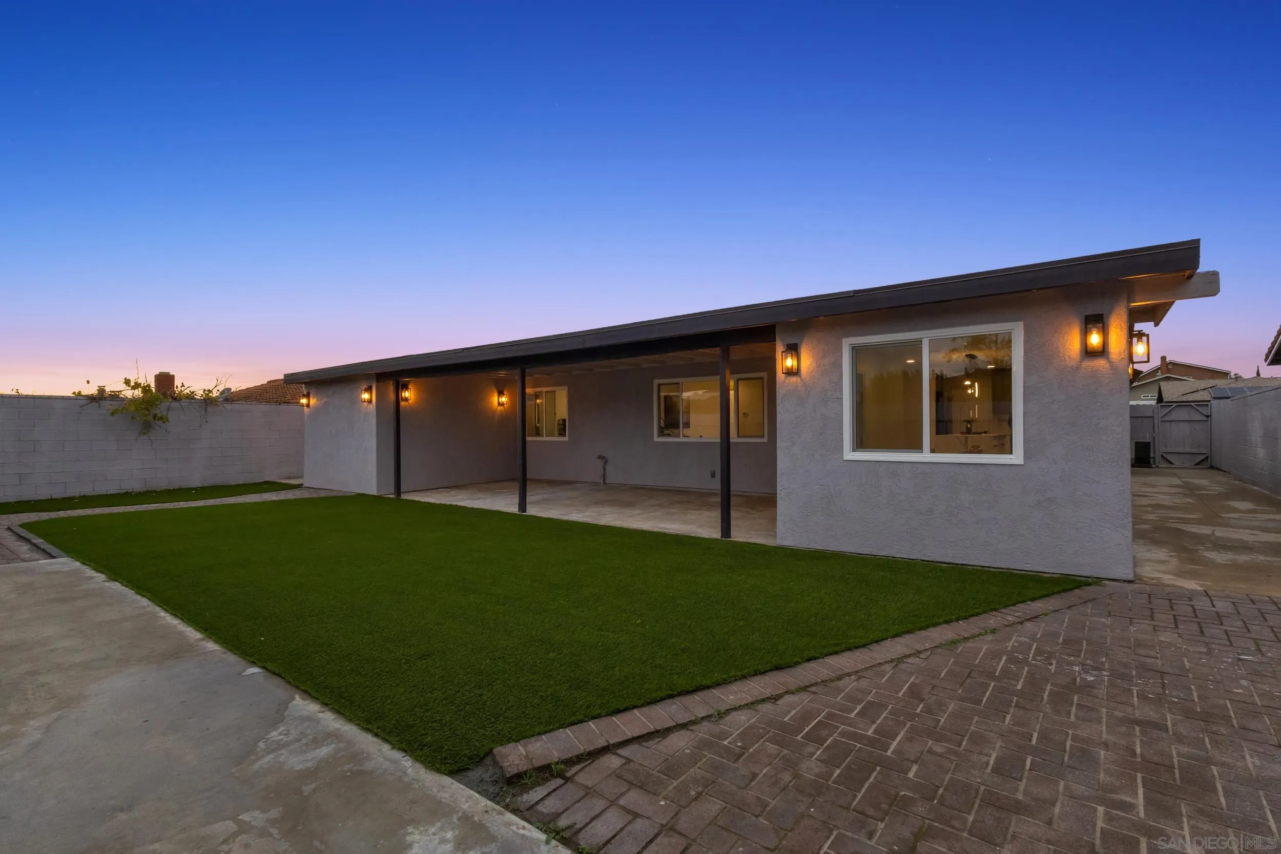 9253 Les Road Santee, CA 92071 - Photo 33 of 35 a backyard of a house with lots of green space