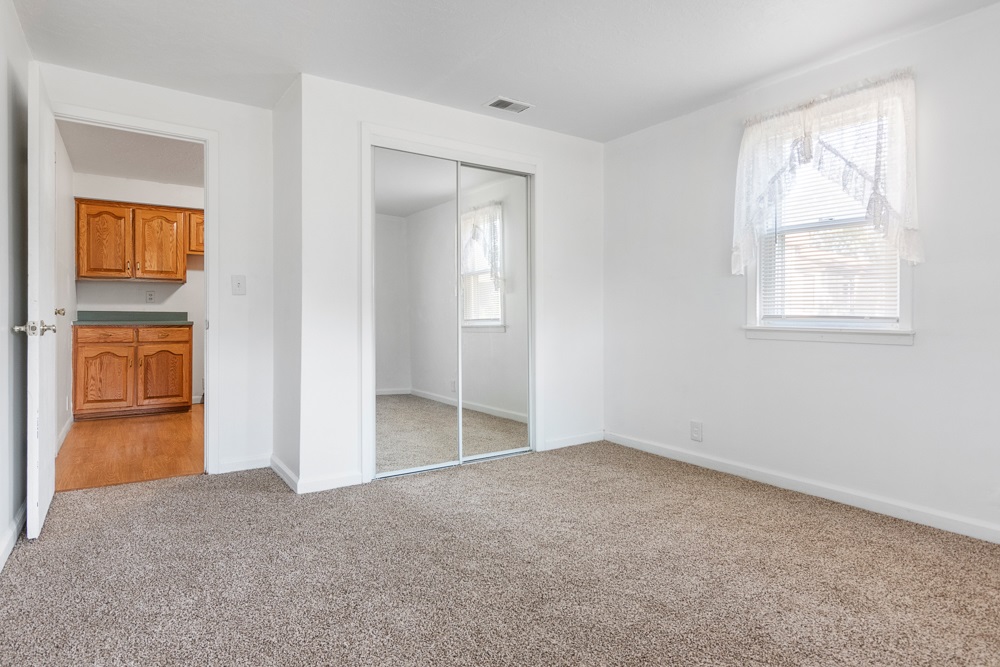 6313 West Taylor Road Muncie, IN 47304 - Photo 12 of 20 Gallery Image 12