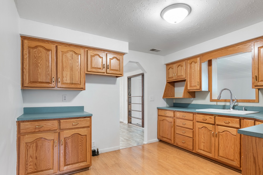 6313 West Taylor Road Muncie, IN 47304 - Photo 8 of 20 Gallery Image 8