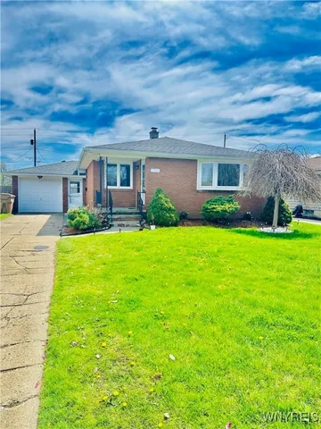 $2,100 | 91 Ceil Drive, Cheektowaga, NY 14227