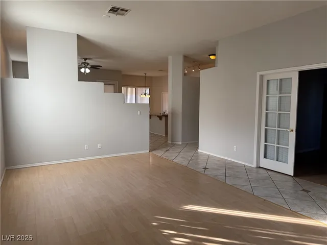 $1,951 | 1083 Hernandez Avenue, Las Vegas, NV 89123