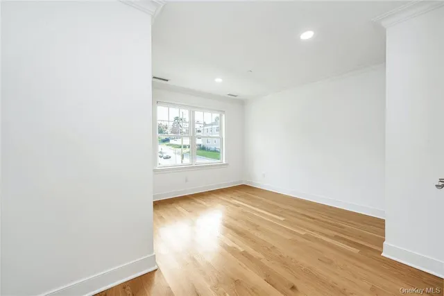 $5,250 | 233 Lincoln Avenue, Unit B, West Harrison, NY 10604