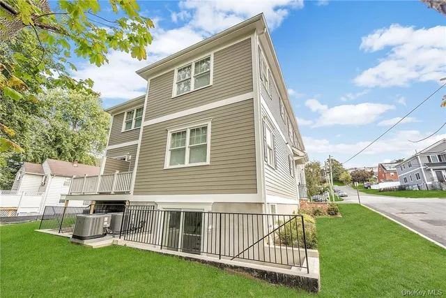 $5,250 | 233 Lincoln Avenue, Unit B, West Harrison, NY 10604