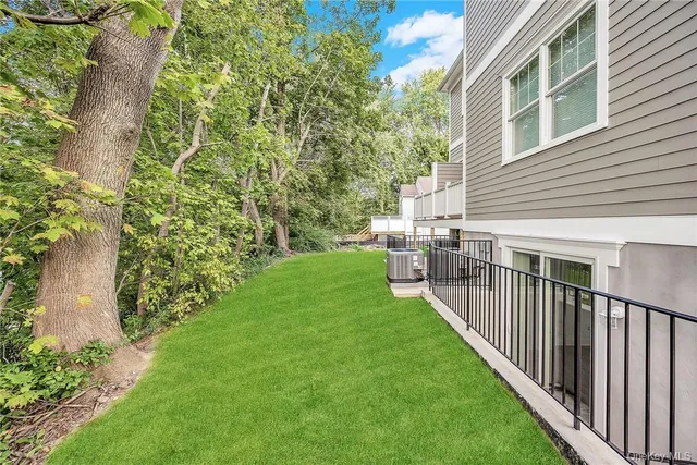 $5,250 | 233 Lincoln Avenue, Unit B, West Harrison, NY 10604