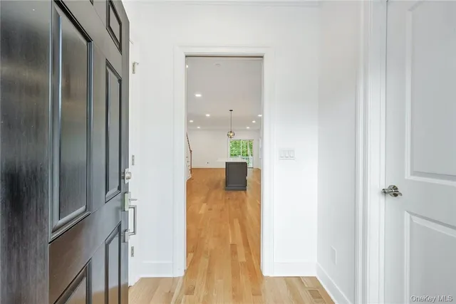 $5,250 | 233 Lincoln Avenue, Unit B, West Harrison, NY 10604