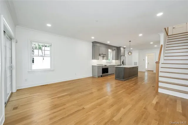 $5,250 | 233 Lincoln Avenue, Unit B, West Harrison, NY 10604