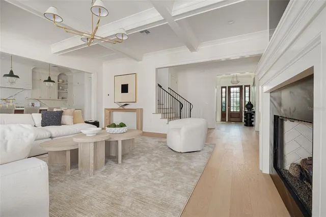 $3,695,000 | 705 17th Avenue Northeast, St. Petersburg, FL 33704