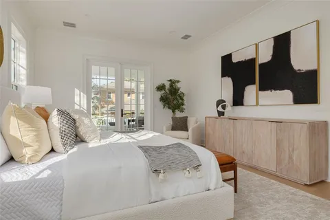 $3,695,000 | 705 17th Avenue Northeast, St. Petersburg, FL 33704