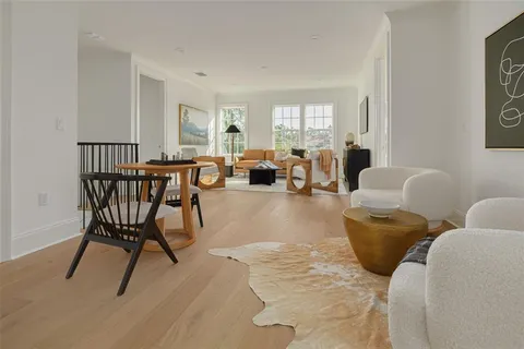 $3,695,000 | 705 17th Avenue Northeast, St. Petersburg, FL 33704