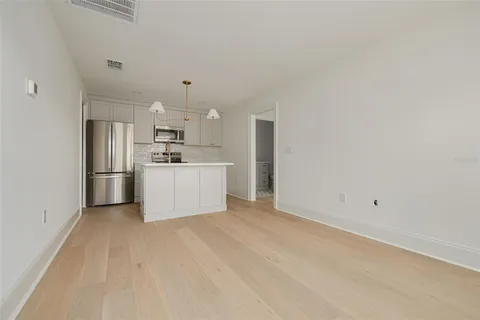 $3,695,000 | 705 17th Avenue Northeast, St. Petersburg, FL 33704