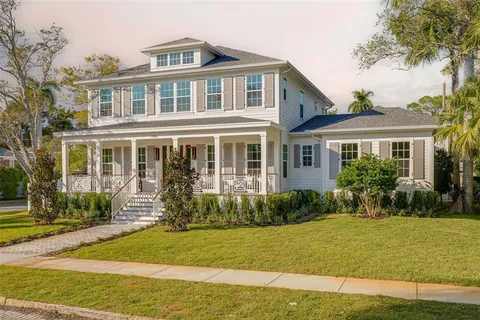 $3,695,000 | 705 17th Avenue Northeast, St. Petersburg, FL 33704