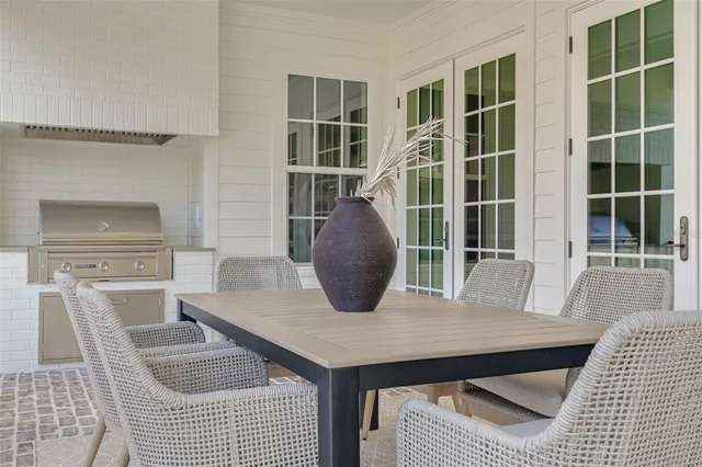 $3,695,000 | 705 17th Avenue Northeast, St. Petersburg, FL 33704