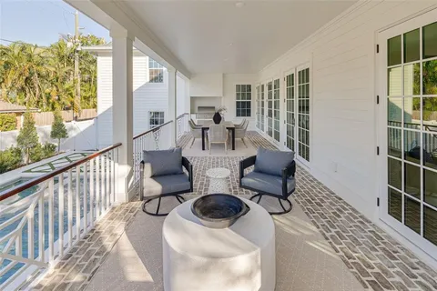 $3,695,000 | 705 17th Avenue Northeast, St. Petersburg, FL 33704