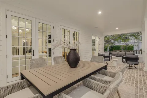 $3,695,000 | 705 17th Avenue Northeast, St. Petersburg, FL 33704