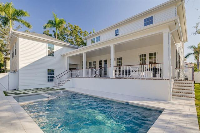 $3,695,000 | 705 17th Avenue Northeast, St. Petersburg, FL 33704