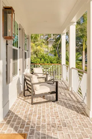 $3,695,000 | 705 17th Avenue Northeast, St. Petersburg, FL 33704