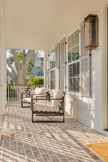 $3,695,000 | 705 17th Avenue Northeast, St. Petersburg, FL 33704