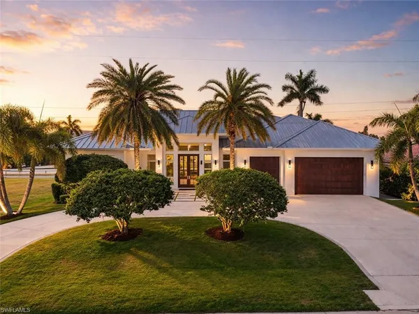 $6,295,000 | 1467 Marlin Drive, Naples, FL 34102