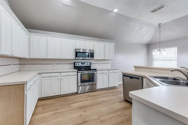 $2,150 | 8159 Kathleen Drive, Fort Worth, TX 76137