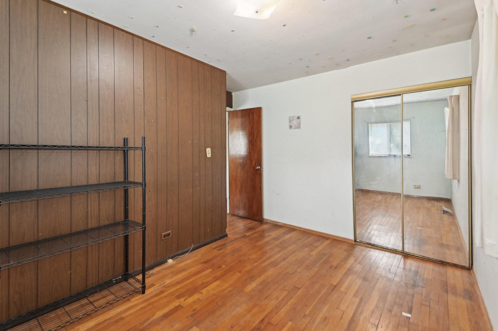 225 Bode Road Hoffman Estates, IL 60169 - Photo 18 of 26