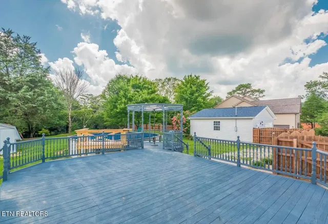 $399,900 | 6229 McNeely Road, Corryton, TN 37721