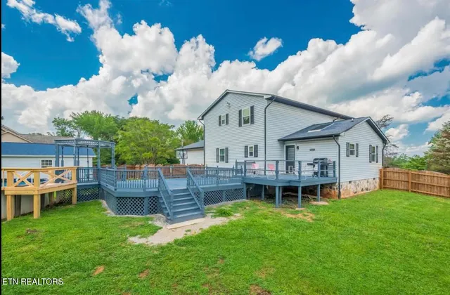 $399,900 | 6229 McNeely Road, Corryton, TN 37721