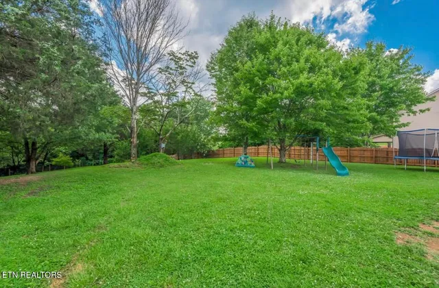 $399,900 | 6229 McNeely Road, Corryton, TN 37721