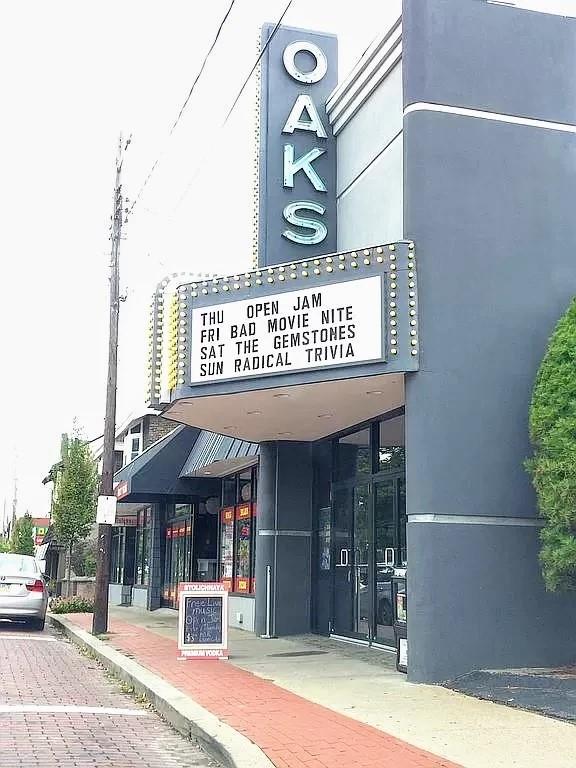 701 Maple Way Oakmont, PA 15139 - Photo 12 of 14