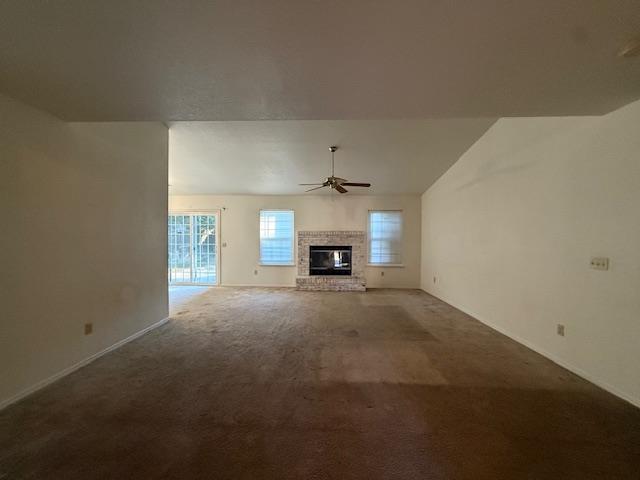 978 Doe Court Merced, CA 95340 - Photo 8 of 18 a living room with a fireplace